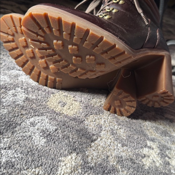 Timberland Women's Brown Allington Heeled Ankle Boots - Picture 10 of 10